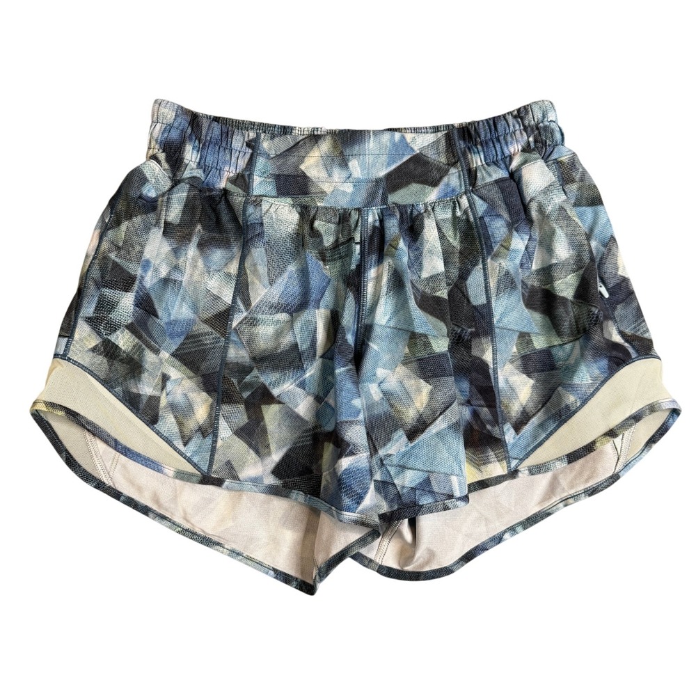 Lululemon Hotty Hot Short Low Rise City Shadow Alpine White Multi Blue Glow Sz 6